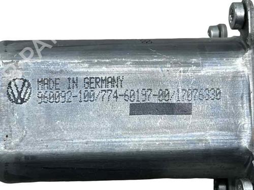 Right rear window motor VW PASSAT B6 (3C2) 2.0 TFSI | BP32358295E22 - Image 3