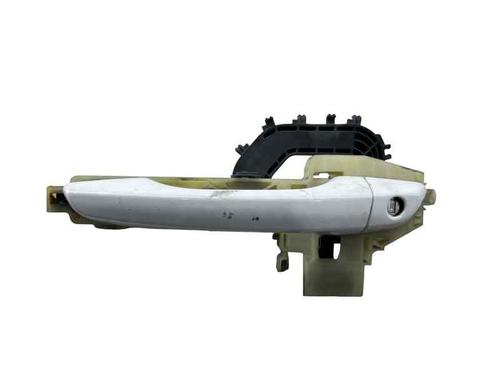 front-left-exterior-door-handle-hyundai-i30-pde-pd-pden-2016-31848264 main image