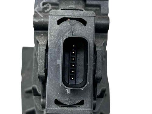 Used Pedal Pedal VOLVO XC40 (536) T2 (129 hp) 33424615 33424615