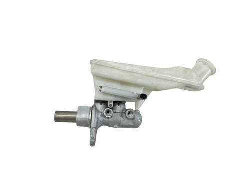 Used Brake master cylinder Brake master cylinder MERCEDES-BENZ GLA-CLASS (X156) GLA 200 CDI / d (156.908) (136 hp) 33810709 33810709