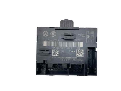 Used Electronic module Electronic module SKODA SUPERB II (3T4) 2.0 TDI (140 hp) 29628147 29628147