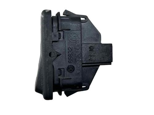 Used Switch Switch VOLVO C30 (533) 2.0 D (136 hp) 31870006 31870006
