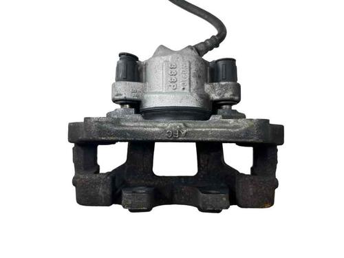Used Left front brake caliper BMW 1 (F21) 118 d (150 hp) 31870485