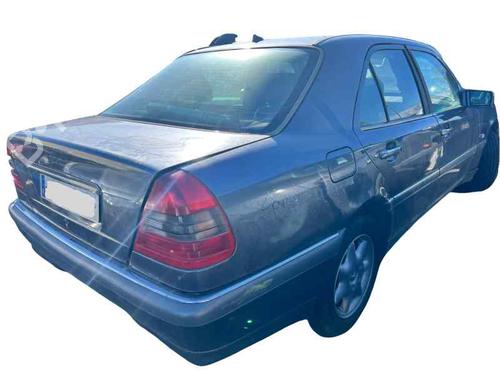 Brukte deler til MERCEDES-BENZ C-CLASS (W202)  C 220 CDI (202.133)  4617403