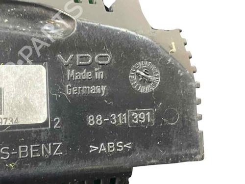 Used Instrument cluster MERCEDES-BENZ E-CLASS (W211) [2002-2009]  31682828