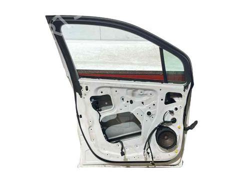 left-front-door-chevrolet-trax-2012-26920683 main image