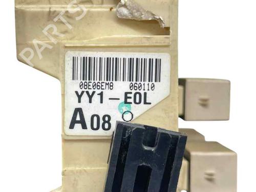 Used Fuse box Fuse box SUZUKI SX4 (EY, GY) [2006-2026] 31683045 31683045