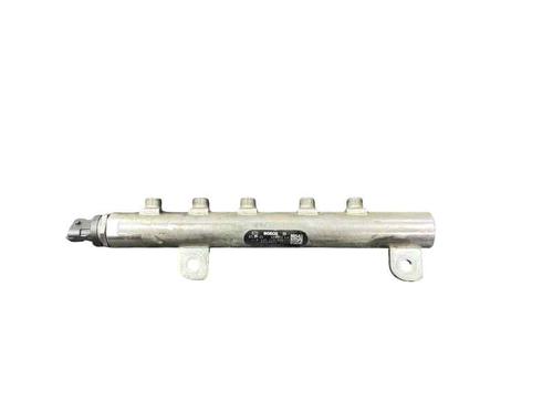 Used Injection rail Injection rail OPEL VECTRA C (Z02) 1.9 CDTI (F69) (100 hp) 30844634 30844634