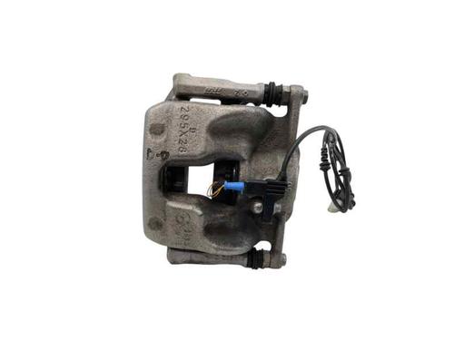 Used Right front brake caliper Right front brake caliper MERCEDES-BENZ GLA-CLASS (X156) GLA 200 CDI / d (156.908) (136 hp) 33810692 33810692