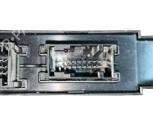 Fuse box BMW 5 Touring (F11) 520 d | BP25211187E1 