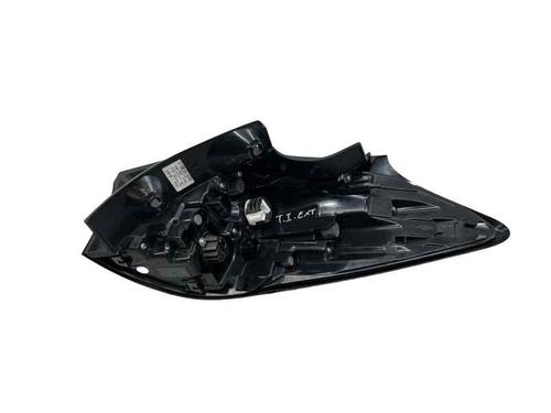 Farolim esquerdo Farolim esquerdo TOYOTA YARIS CROSS (MXP_) 1.5 Hybrid (MXPJ10) (92 hp) 34236464 34236464