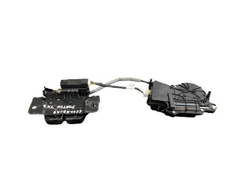 Used Tailgate lock BMW 5 Touring (F11) 520 d (184 hp) 25211201