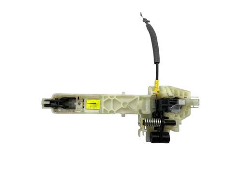 front-right-exterior-door-handle-hyundai-i30-pde-pd-pden-2016-28110011 main image