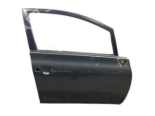 Used Right front door TOYOTA AURIS (_E15_) 1.6 (ZRE151_, ZRE151R) (124 hp) 31965613
