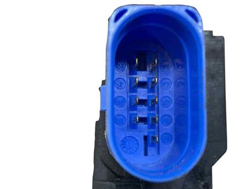 Used Front right lock VW PHAETON (3D1, 3D2, 3D3, 3D4, 3D6, 3D7, 3D8, 3D9) 3.2 V6 (241 hp) 29177951