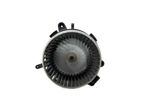 Heater blower motor PEUGEOT 5008 II (MC_, MJ_, MR_, M4_) 1.2 THP (MRHNYH, MRHNYW, MRHNSJ, MRHNSU, MRHNSM) | BP31869869M62