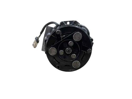 Used AC compressor AC compressor OPEL CORSA C (X01) 1.7 CDTI (F08, F68) (100 hp) 31965666 31965666