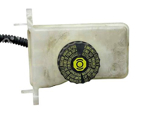 Brake master cylinder PEUGEOT 308 SW II (LC_, LJ_, LR_, LX_, L4_) 1.6 THP 155 | BP29383033M77 