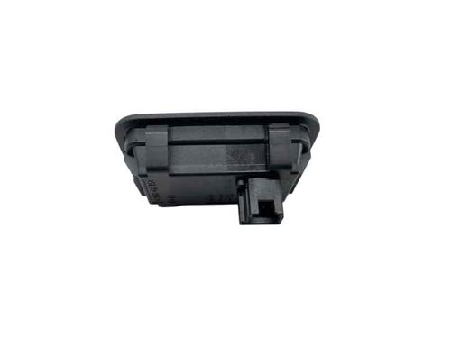 Used Switch Switch MERCEDES-BENZ GLA-CLASS (X156) GLA 200 CDI / d (156.908) (136 hp) 33810754 33810754