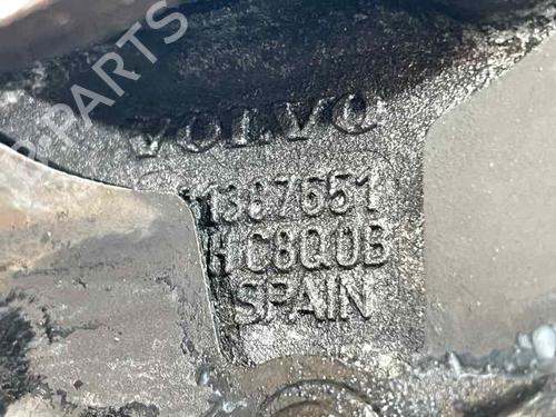 Right front steering knuckle VOLVO V40 Hatchback (525) D3 | BP31063800M26 