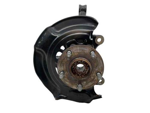 Used Right front steering knuckle TOYOTA AURIS (_E18_) 1.4 D-4D (NDE180_, NDE180R) (90 hp) 29177095