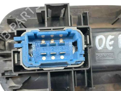 Right front window switch RENAULT MASTER III Van (FV) 2.3 dCi 110 FWD (FV0R, FV0W, FV1A) | BP29176870I26 - Image 2