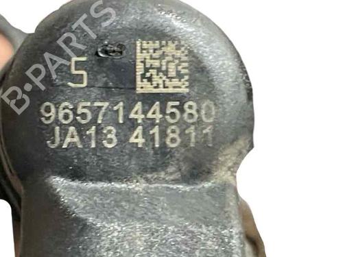 Used Injector Injector FORD FOCUS C-MAX (DM2) 2.0 TDCi (136 hp) 33424101 33424101