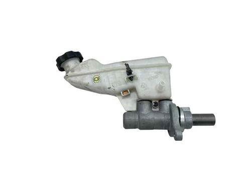 Brake master cylinder HYUNDAI i30 (PDE, PD, PDEN) 1.6 CRDi | BP27449972M77