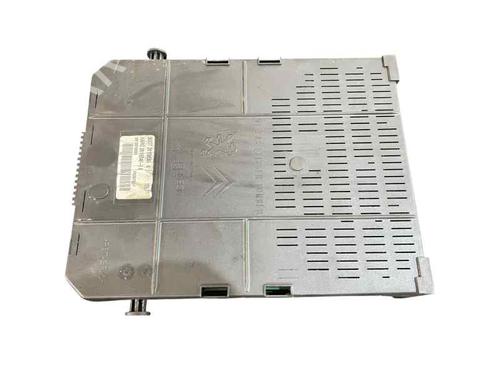 Used Fuse box CITROËN C4 Picasso I MPV (UD_) 1.6 HDi (109 hp) 31682846