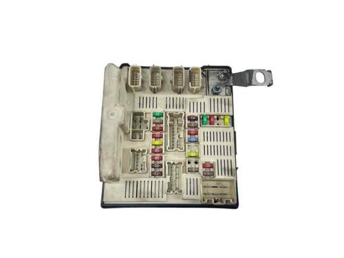 Used Fuse box RENAULT KANGOO / GRAND KANGOO II (KW0/1_) 1.5 dCi 110 (KW0C, KW0H) (110 hp) 27449015