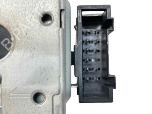 Bilradio VW PHAETON (3D1, 3D2, 3D3, 3D4, 3D6, 3D7, 3D8, 3D9) 3.2 V6 | BP29021636E6