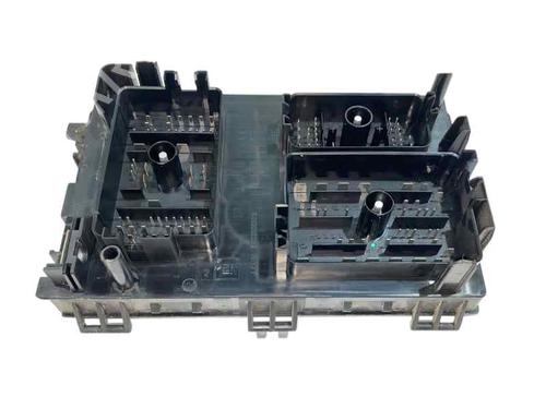 fuse-box-opel-ampera-r12-2011-2012-2013-2014-2015-25019011 main image