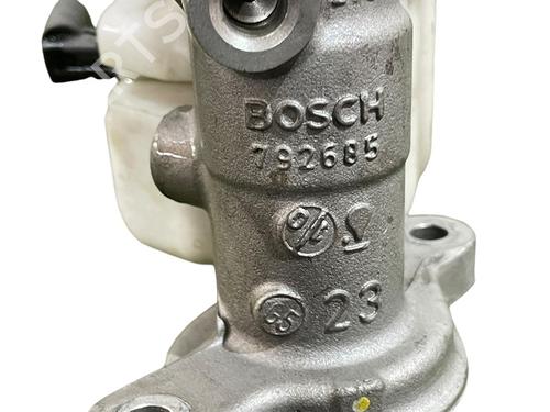 brake-master-cylinder-vw-golf-alltrack-vii-variant-ba5-bv5-2014-2015-2016-2017-2018-2019-2020-24861452 main image