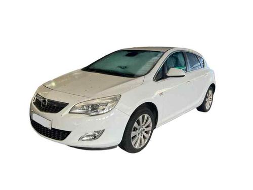 Injection rail OPEL ASTRA J (P10) 2.0 CDTI (68) | BP25865583M98 - Image 1