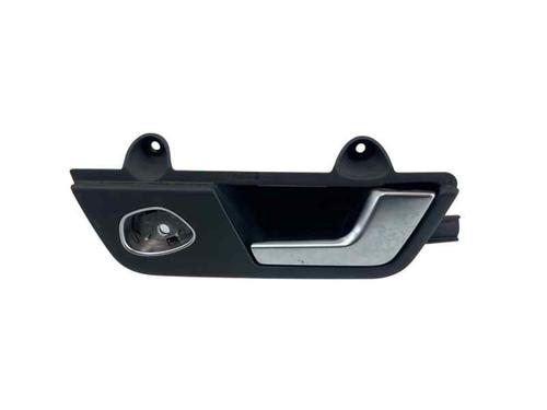 Højre bagtil invendig håndtag SEAT EXEO (3R2) 2.0 TDI (120 hp) 25707781