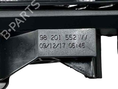 Used Front left interior door handle Front left interior door handle PEUGEOT 3008 II SUV (MC_, MR_, MJ_, M4_) 1.5 BlueHDi 130 (131 hp) 33424034 33424034