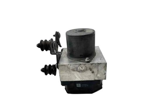 Used ABS pump ABS pump VW PASSAT B7 (362) 2.0 TDI (140 hp) 30718095 30718095