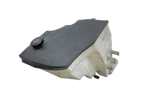 Used Windscreen washer tank BMW X3 (E83) xDrive 30 d (218 hp) 28312795