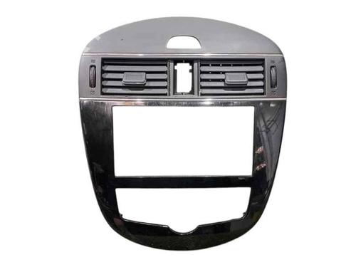 Used Air vent NISSAN PULSAR Hatchback (C13) 1.2 DIG-T (115 hp) 25212322
