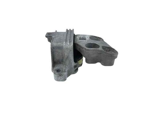 Used Engine mount Engine mount MERCEDES-BENZ A-CLASS (W176) A 220 CDI (176.003) (170 hp) 27448545 27448545