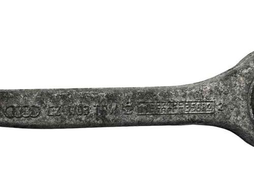 Used Right front suspension arm Right front suspension arm AUDI Q5 (8RB) 3.0 TDI quattro (240 hp) 31752327 31752327