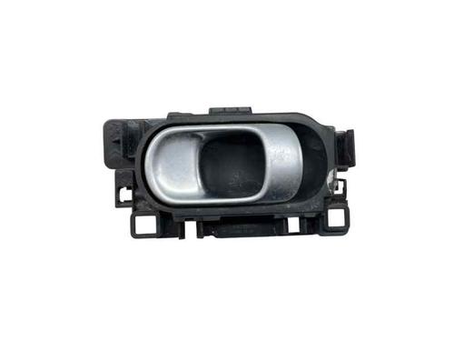 Used Front left interior door handle Front left interior door handle CITROËN C4 CACTUS 1.6 HDi 90 (92 hp) 26900495 26900495