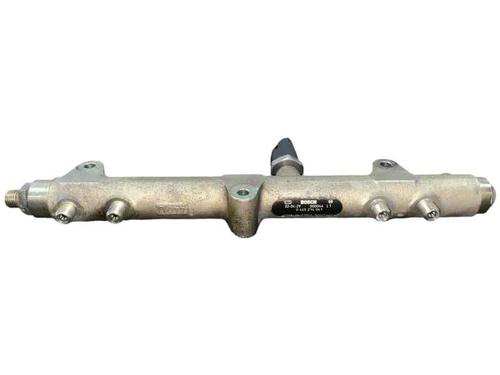 Used Injection rail CHRYSLER VOYAGER IV (RG, RS) 2.5 CRD (141 hp) 25211666