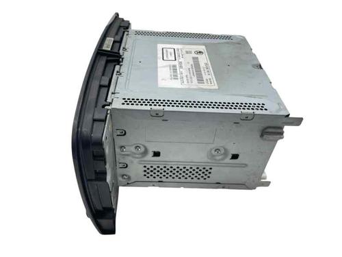 Used Radio SKODA SUPERB II (3T4) 2.0 TDI (140 hp) 29021603