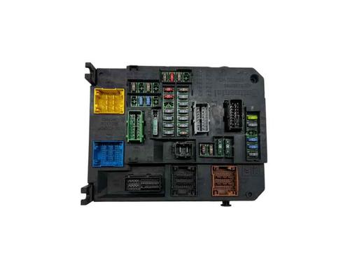 Used Fuse box PEUGEOT 508 SW I (8E_) 2.0 HDi (140 hp) 30525633