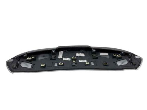 rear-spoiler-renault-megane-iv-grandtour-k9amn_-2016-30145730 main image