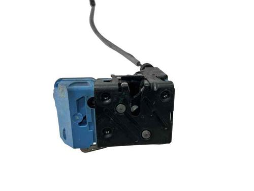 Venstre fortil lås VOLVO XC90 I (275) D5 AWD (163 hp) 31352044