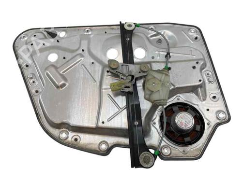 Rudehejsemekanisme Højre bagtil Rudehejsemekanisme Højre bagtil VW PHAETON (3D1, 3D2, 3D3, 3D4, 3D6, 3D7, 3D8, 3D9) 3.2 V6 (241 hp) 29177949 29177949