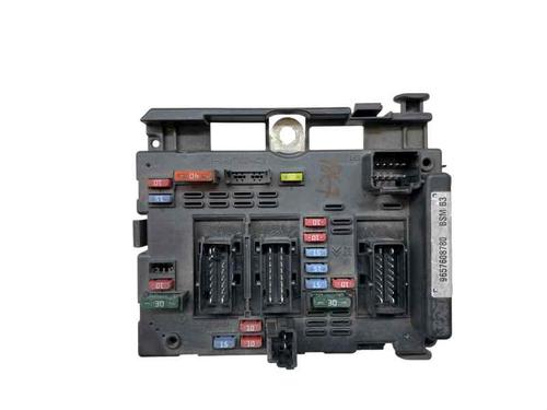 Used Fuse box PEUGEOT 407 (6D_) 2.0 HDi 135 (6DRHRH, 6DRHRE, 6DRHRG, 6DRHRJ) (136 hp) 29298702