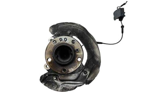Used Right front steering knuckle BMW 1 (F21) 118 d (150 hp) 31656949